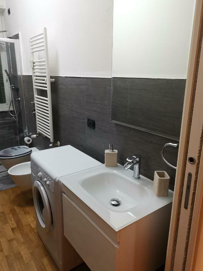 Appartement Bilocale Via Cagliero 9 *
